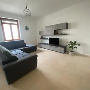 Elegante In Centro Apartament